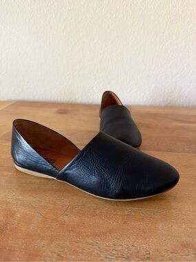 Miz Mooz Kimmy Black Leather Dorsay Flats